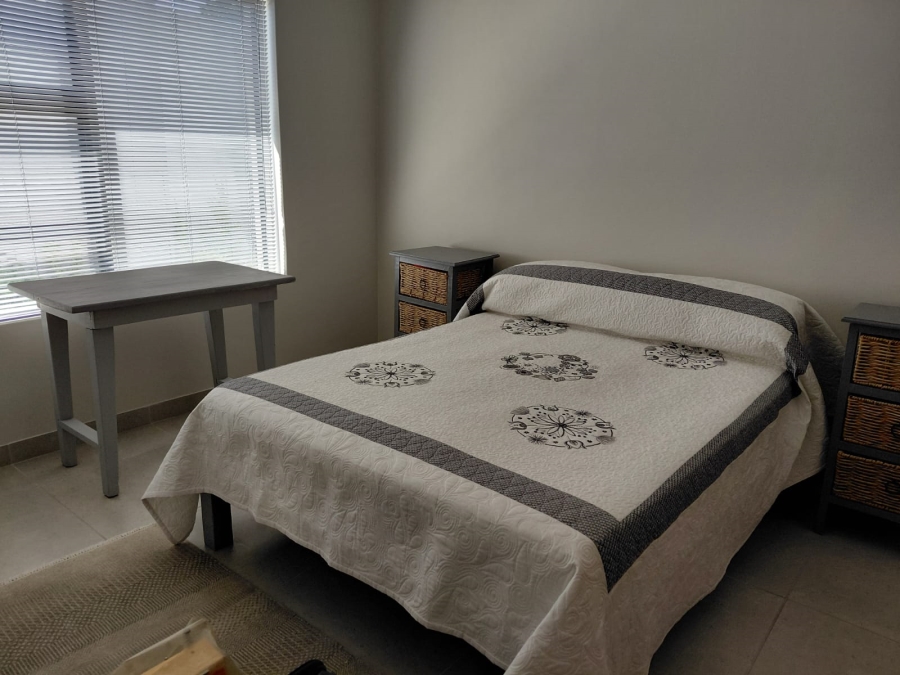 To Let 2 Bedroom Property for Rent in Reebok Western Cape